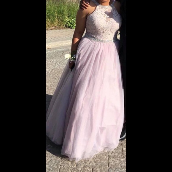 Prom dress - Picture 3 of 8